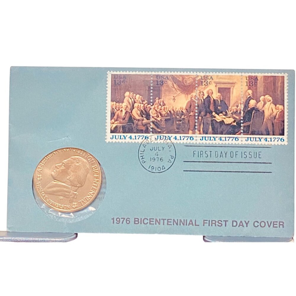 1976 Bicentennial First Day Cover With Commemorative Medal & 13¢ Stamps